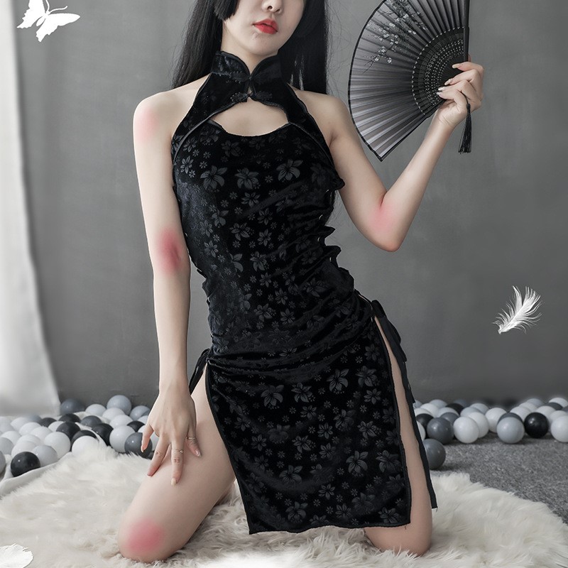 Erotic lingerie pure desire to be seductive lace erotic funny but sexual anecdoary sleepwear lovers suggestive clothes silk stockings