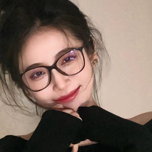 Чжао Луси, та же самая черная красавица, очки, женская миопия, может быть доступна, анти -бло -сеть ящиков, маленькое лицо