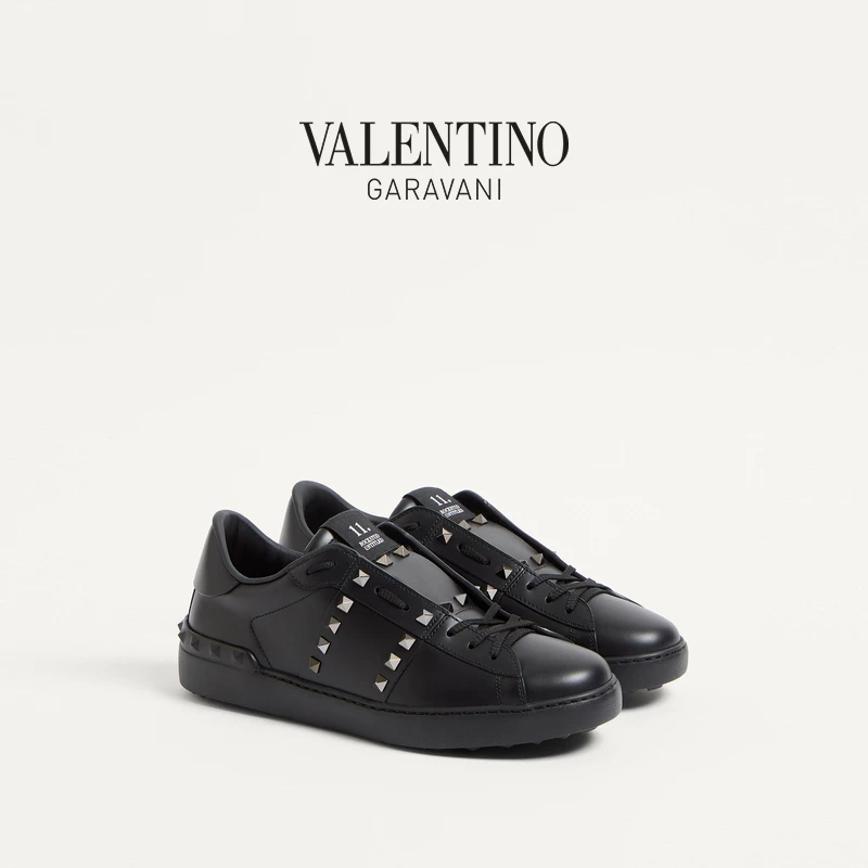 Кроссовки Valentino VALENTINO мужские ROCKSTUD UNTITLED