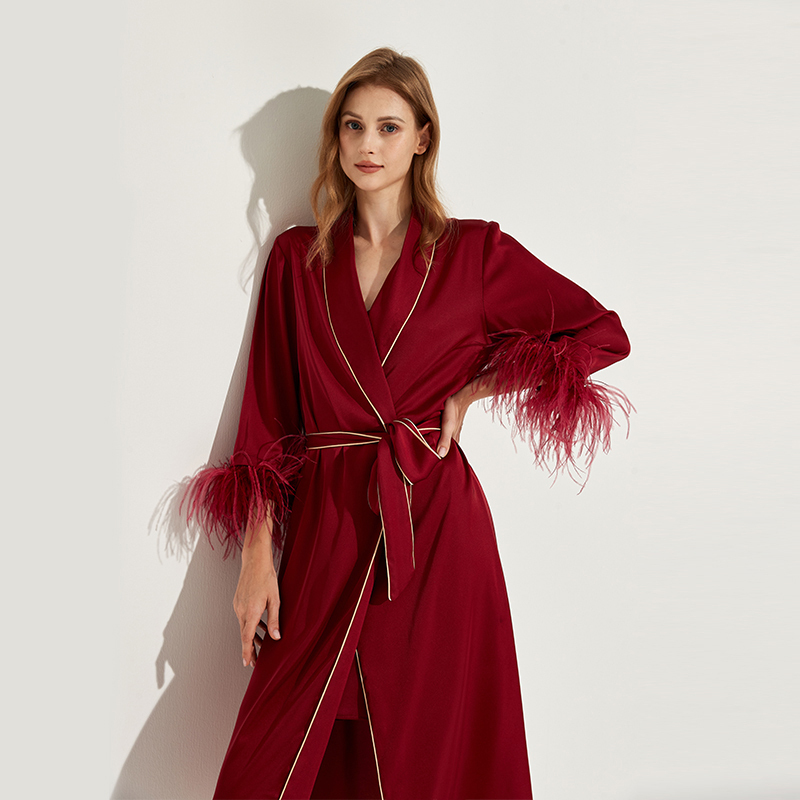 Burgundy Wedding Nightgown for Women, Bridal Robe with Feathers, French Style, High-End, Imitation Silk, Sexy Nightgown for the First Night of Marriage