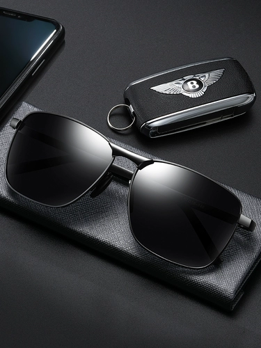 Новые мужские поляризованные солнцезащитные очки Модные очки, управляющие специальными ультрафиолетными ультрафиолетными ультрафиолетными, сильными световыми водителями, водителем, рыбалка