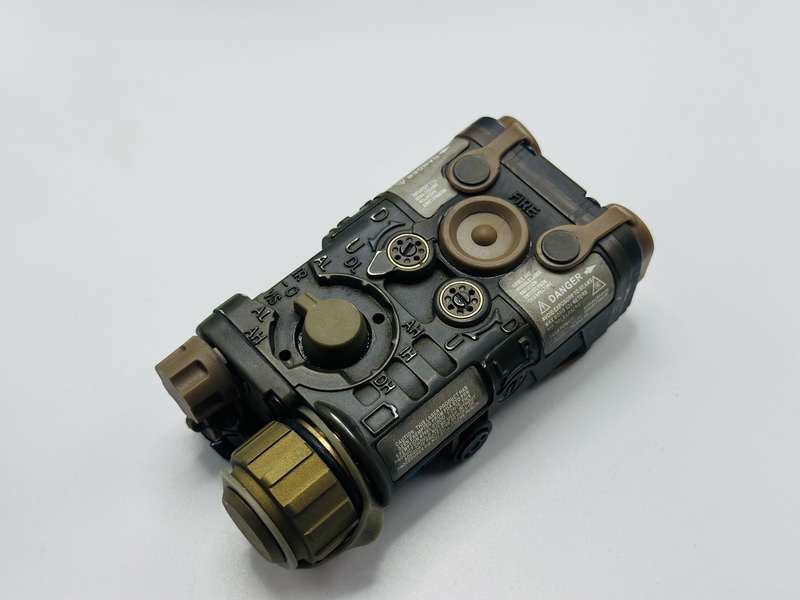 Ngal La23 Mkiii Forged 7075 Aluminum Alloy Vcsel10W Fill Light 10Mw Vintage Restoration Version Ngal La23 Mkiii Forged 7075 Aluminum Alloy Vcsel10W Fill Light 10Mw Vintage Restoration Version