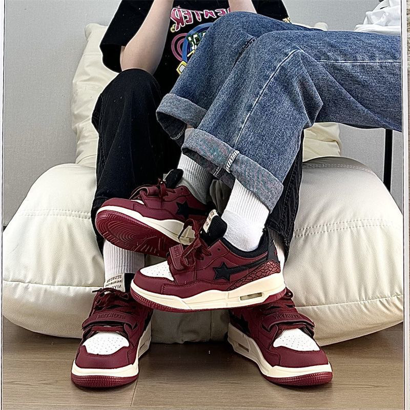 2026 New High-End American Retro Burgundy Air-Cushion Shoes for Men and Women, Trendy Brand Couple Sports Casual Shoes