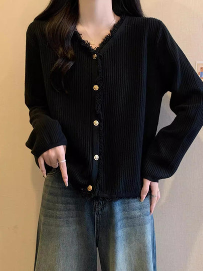 高级感小香风黑色针织开衫毛衣外套女秋季新款大码胖mm小金扣上衣