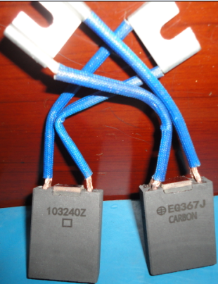 EG367J DC motor carbon brush 25X32X50Z imported motor brush 25*32*50