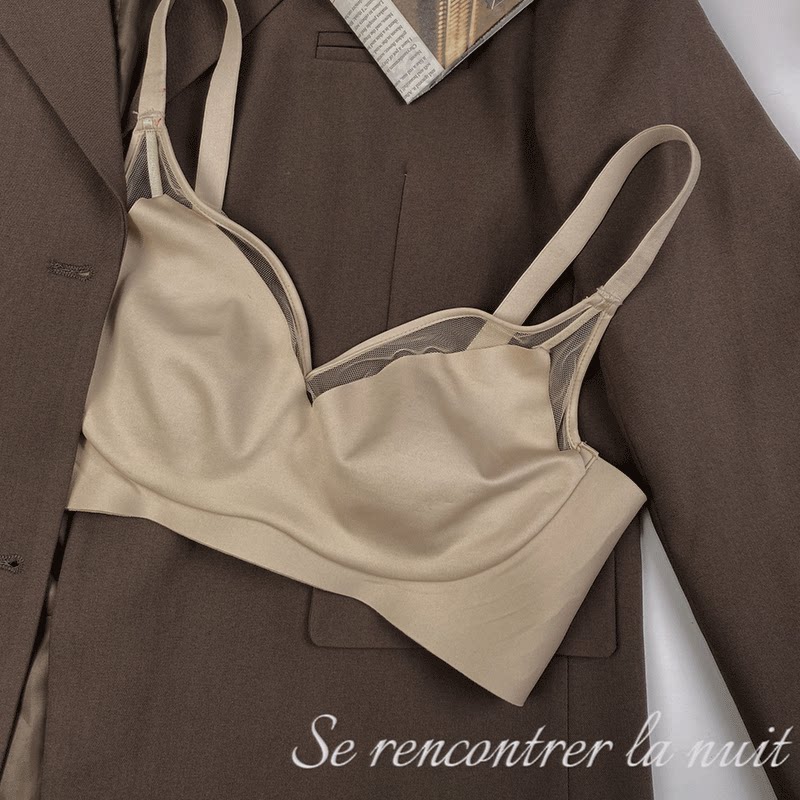 Honeygill Summer No-marks Slim Underwear Women No Steel Ring Big Chest Display small collection of Deputy Dairy Anti-sagging Poly Bra