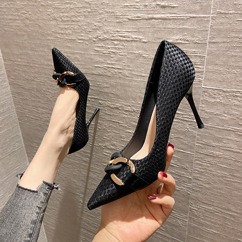 Pointed toe high heels women's stilettos spring 2022 new all-match French temperament retro shallow black single shoes