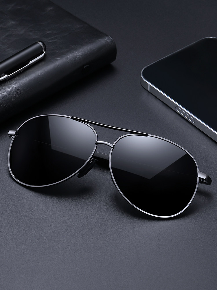 Sunglasses for Men and Women, New Style, Photochromic, Polarized, Uv Protection, Driving, Fishing, Aviator Style, Trendy