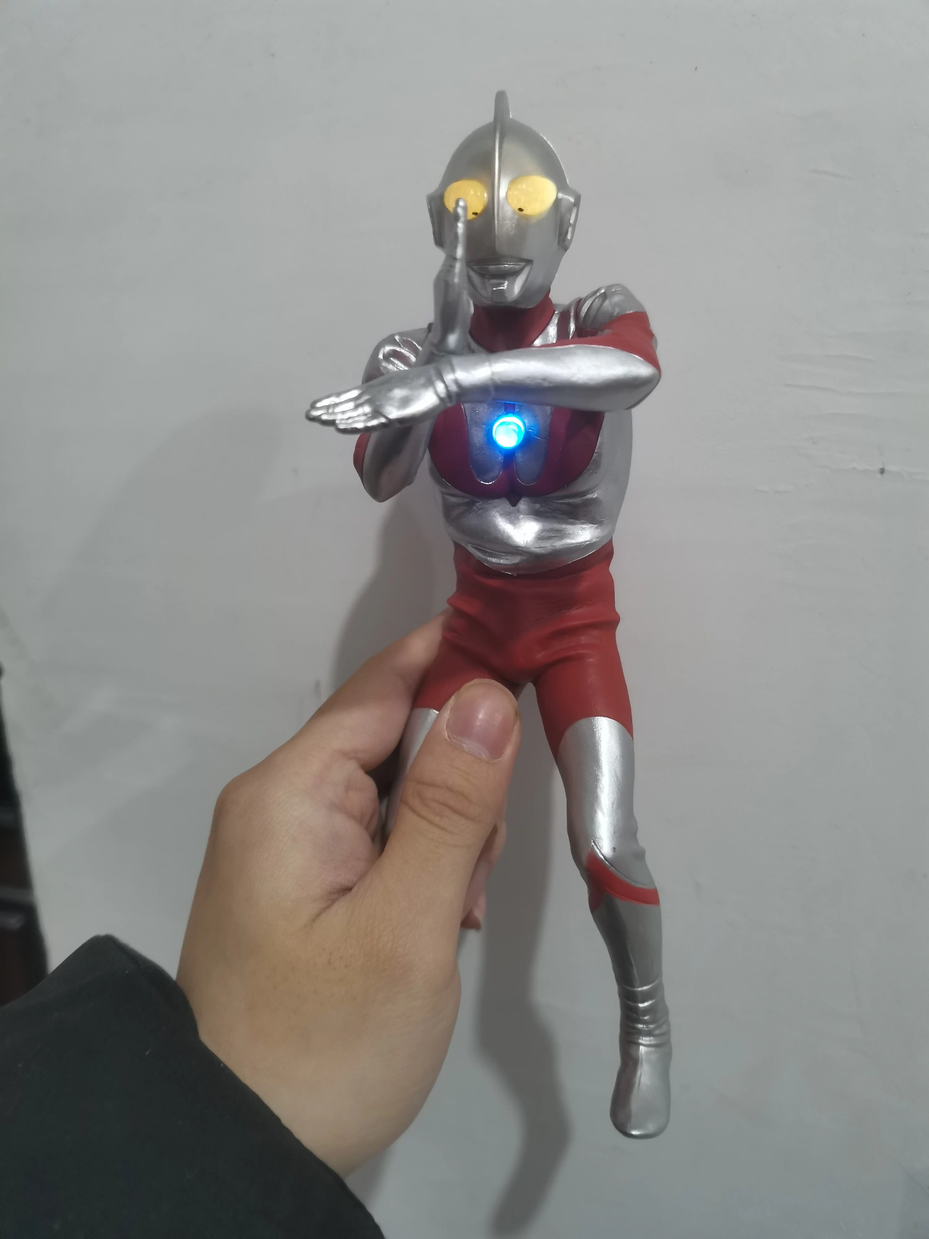 Ace первого поколения Ultraseven светится, Jack Zoffi семерых братьев Tyroseven игрушечная детская модель