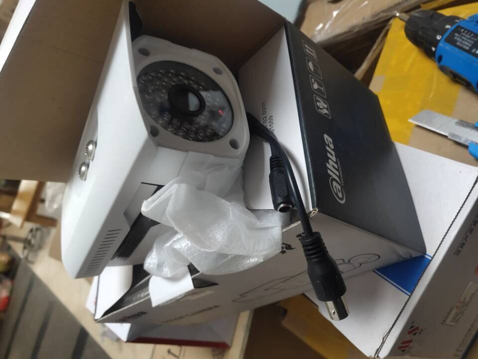 Analog 700 Line monitoring infrared gun machine DH-CA-FW480CP-IR3 IR3 IR5) waterproof camera 8mm