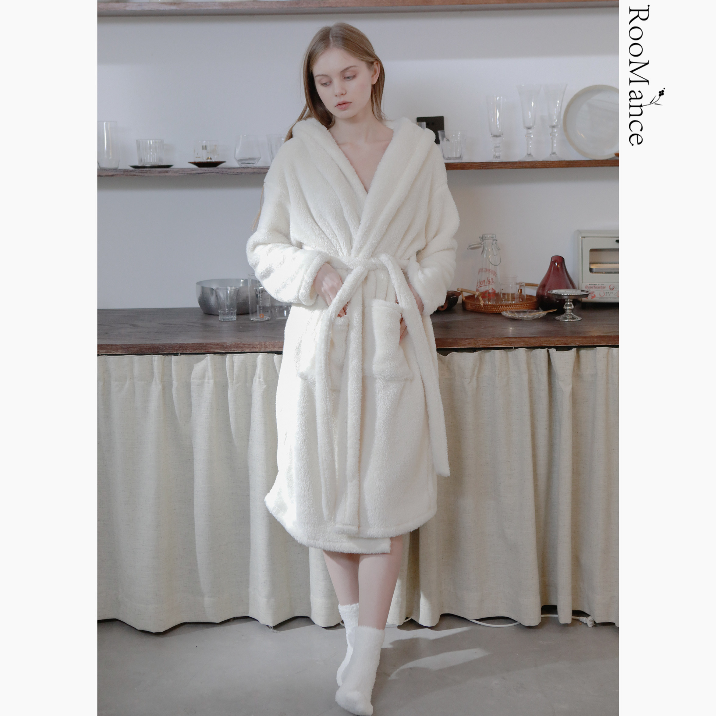 RooMance coral velvet nightgown Women's autumn and winter warm pajamas long bathrobe double-sided velvet thickened hooded morning robe