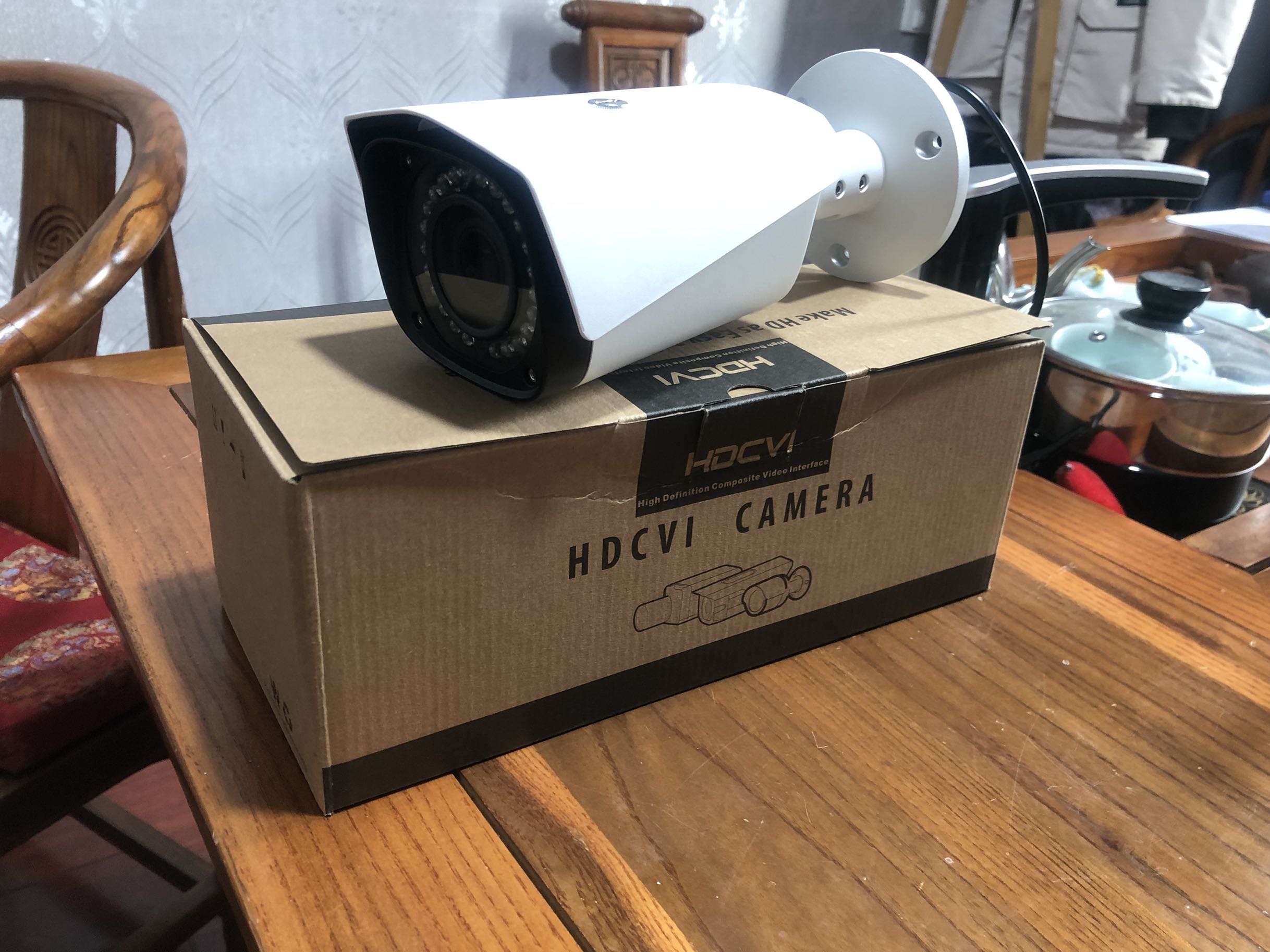 Dahua Neutral 1.3 million HDCVI Coaxial HD Electric Zoom Camera DH-HAC-HFW2120RP-Z