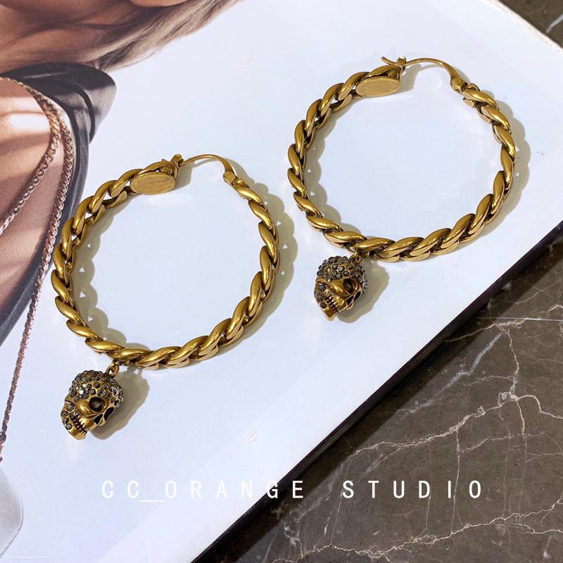 Yellow BrassGulinaza Same Retro brass skull Earrings European and American fashion rhinestone Versatile personality Big ear ring Earrings