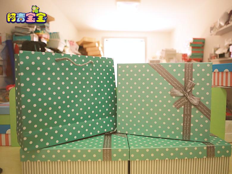 Coffret cadeau pour bébé - Kit d accessoires - Ref 1976804 Image 26