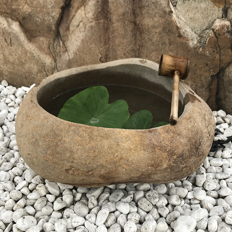Stone Fish Tank, Outdoor Natural Stone Flowing Water Fish Pond, Small Flower Pot, Courtyard Pebble Water Tank, Landscaping Ornament