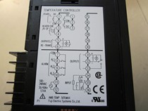Fuji thermostat PXR9TAA1-FW000-C dual relay output