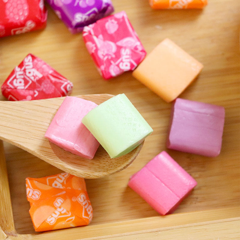 Hong Kong version of Sugus Juice mixed taste Swiss sugar Fruit fudge New Years celebration wedding candy Candy