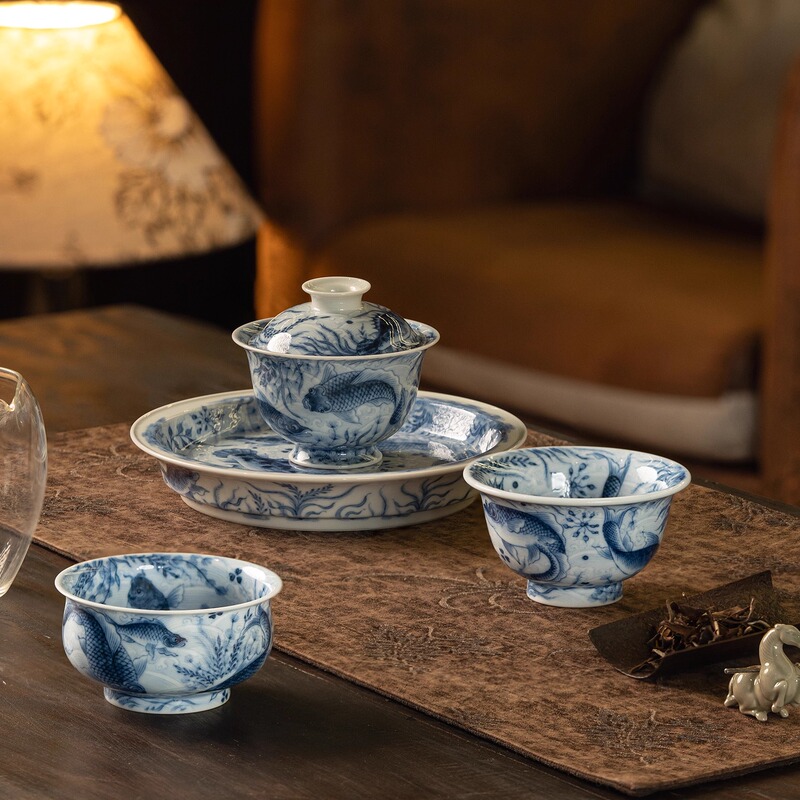 Wangyue Huigu Light-Colored Saltwater Teapot with Fish and Algae Motifs, Yuanbao Lidded Bowl, Hand-Held Cup, Stove Cup, Pot Holder, Imitation Ming Chenghua Tea Set