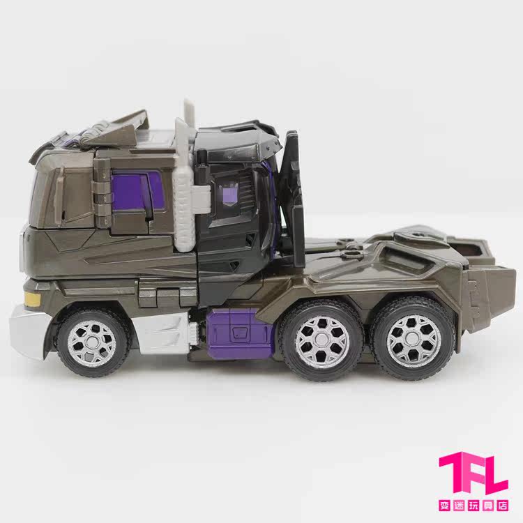 Трансформер 合体战争idw飞天虎uw-02汽车大师航海家级v级飞虎队 Hasbro