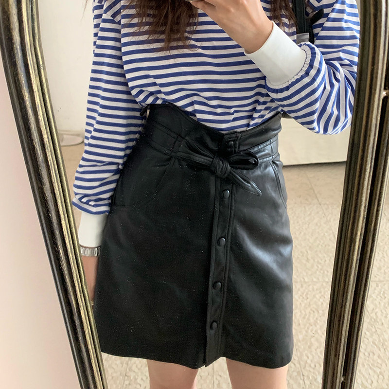 Xiaoxiaola 1937nanushka same style everyone is A4 waist cover belly bunny ears elastic waist skirt leather skirt