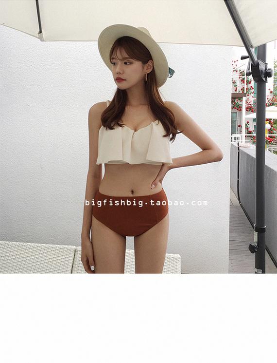 Sản xuất tại Trung Quốc ~ bikini dây đeo vai ngực nhỏ tập hợp áo tắm bikini mỏng xù - Bikinis áo tắm sexy