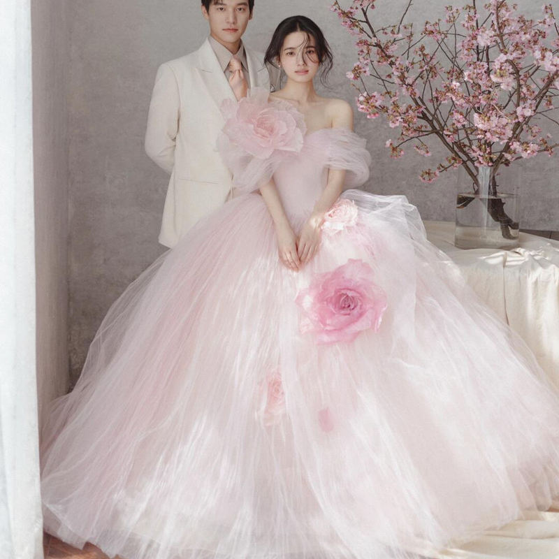 Photo Studio Theme Clothing New Pink Wedding Dress for Outdoor Photography, Travel Photography, Colorful Gauze, Forest Style, French Floral Goddess Strapless Dress Photo Studio Theme Clothing New Pink Wedding Dress for Outdoor Photography, Travel Photography, Colorful Gauze, Forest Style, French Floral Goddess Strapless Dress