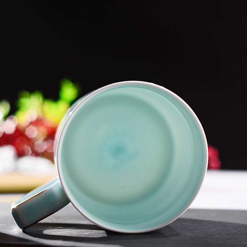 Jingdezhen manual shadow green office ceramic cup with cover large capacity and CPU household glass tea cup