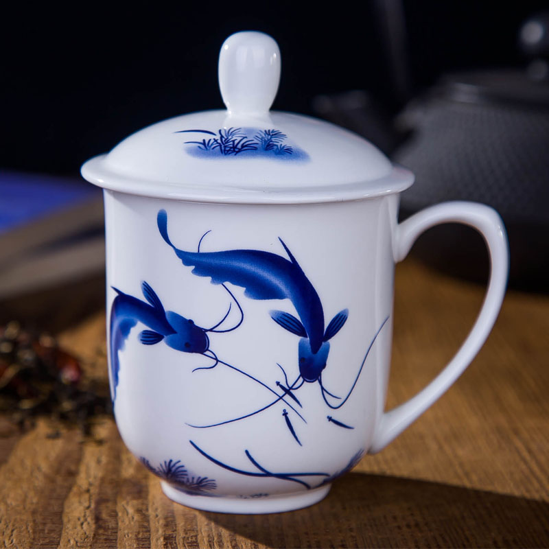 Jingdezhen new DE farce in hu kai of the auspicious time, also the independent film figure porcelain ceramic cup tea masters cup