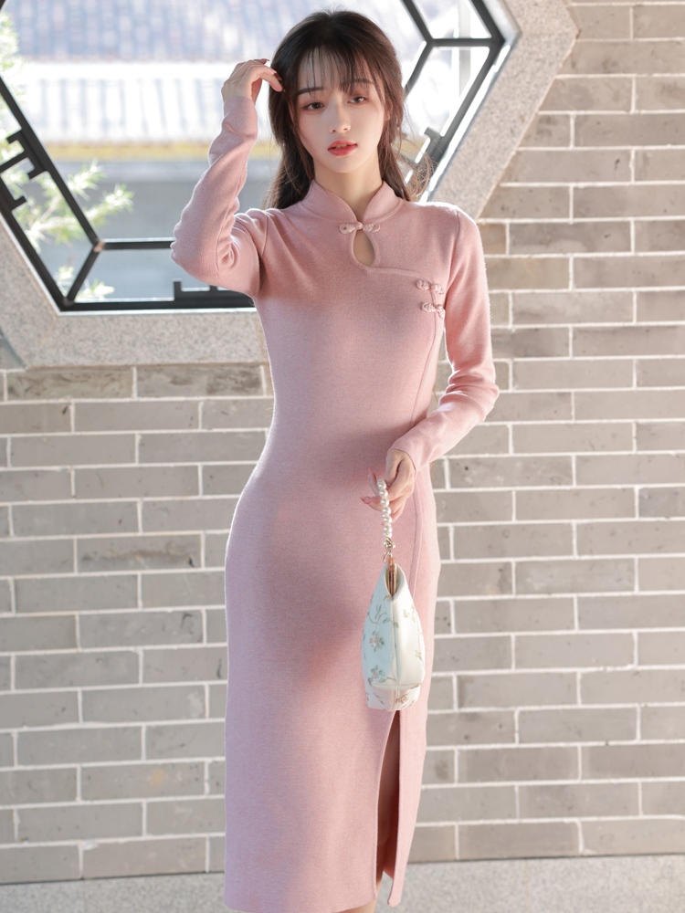  M+Fuchsia cheongsam  