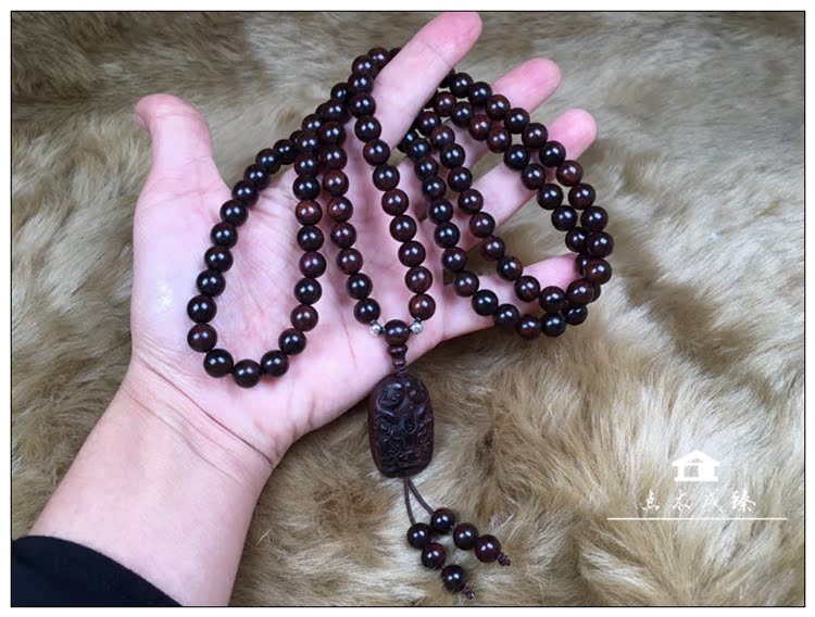 Wen plays Zhengzong Hainan yellow flower pear wood old material purple oil pear Buddha pearl 8mm Shunvein hand-string male and female hands to refine by 108