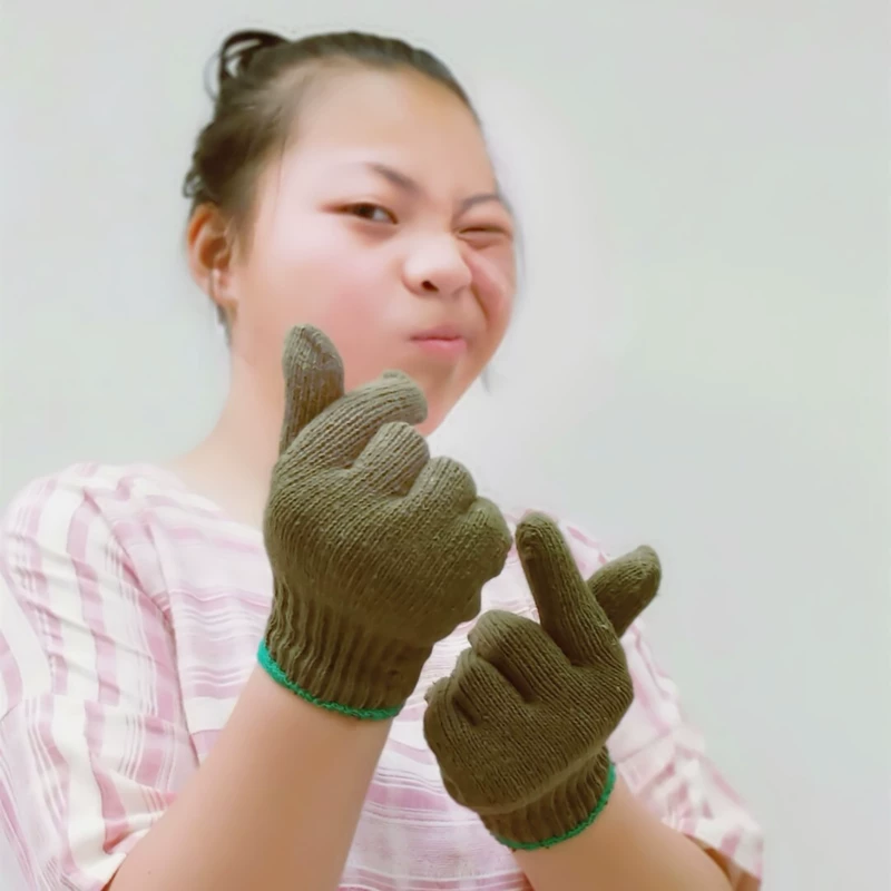 Găng tay lao động trẻ em cho bé trai và bé gái, gấu trúc pha chế mùa hè chống trượt bảo hộ lao động sợi kéo co găng tay dệt kim làm vườn găng tay làm vườn