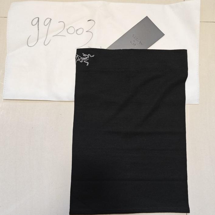 G. In-Stock Genuine Arc'Teryx Rho Wool Wool Neck Gaiter/Mask X5820