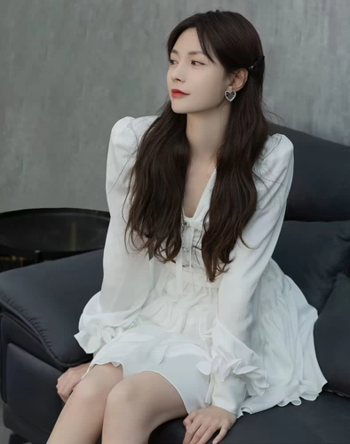 Белый корсет, платье, юбка с бантиком, лонгслив, мини-юбка, V-образный вырез, рукава фонарики