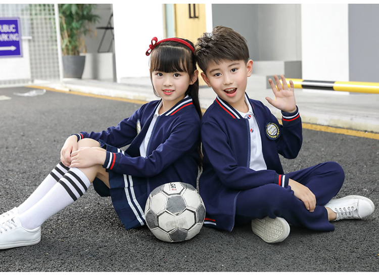 Quần áo gió mẫu giáo mùa xuân và mùa thu của trẻ em đồng phục học sinh tiểu học tùy chỉnh bộ đồ thể thao phù hợp với lớp ba shop trẻ em