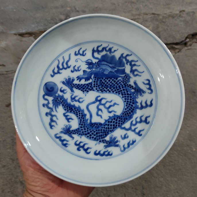 中国美術 色絵 魚紋 盤 φ18cm 光緒年製款 旧家蔵出 Yahoo!オークション - 【銀閣】中国美術 青花 波馬紋 盤 φ42cm