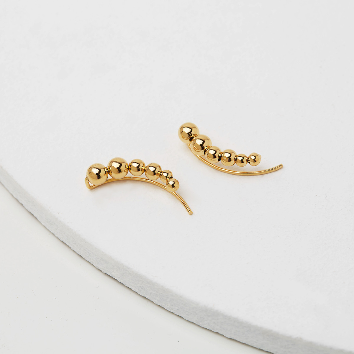 HeyJewel small crowddesign Irregular Bead Pearl Earrings Woman 925 silver Advanced Sensation OL Commute Refined Ear Accessories