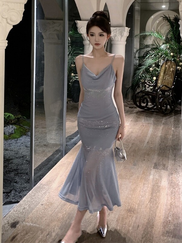 Real Shot, Real Price: Mermaid-Style Rhinestone-Embellished Spaghetti Strap Dress with a Unique, Sparkling Design, Niche Summer Dress