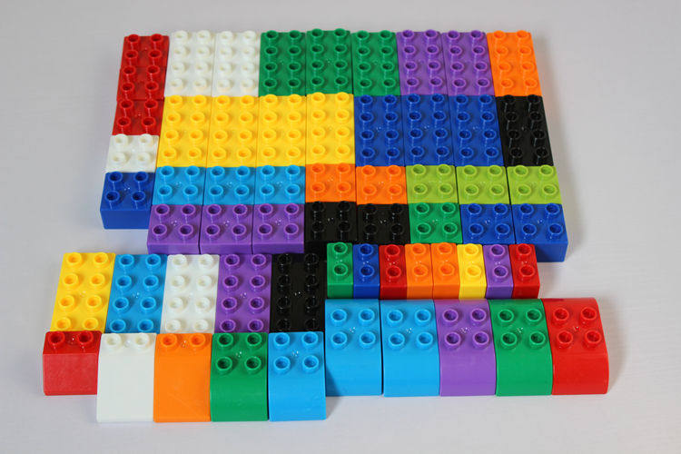 Base large particles compatible with LEGO large plastic pieces of plastic pieces of wood kindergarten early education toys