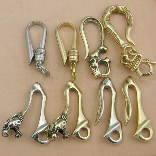 Латунный брелок, ретро ключи от машины, ремень, штаны