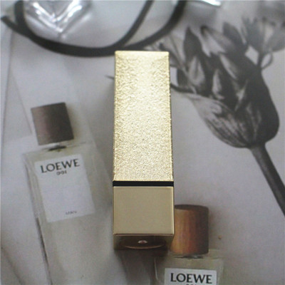 Son môi sô cô la có thể được ăn Sáng tạo phân tử Ẩm thực Son môi Khuôn Shakes Net Red Dry Ice Artistic Ẩm thực - Tự làm khuôn nướng khuon banh bao