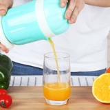 Апельсиновый сок прессовать ручное нажатие апельсинового устройства Простая мини -жаренная чашка сока