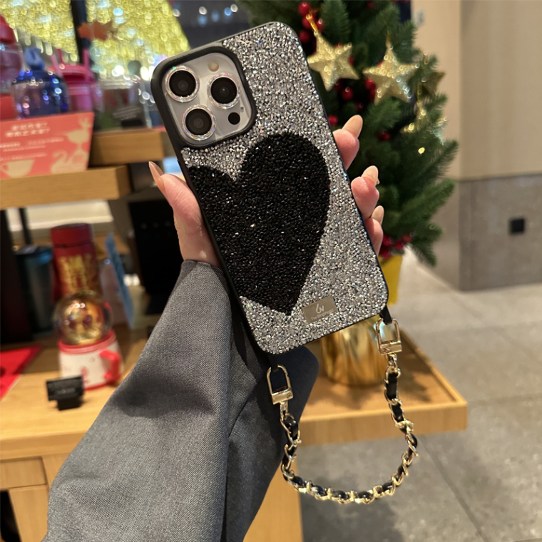 Shiny Rhinestone Diamond Bling Heart Luxury Girls 15, 14, 13, 12 iPhone Case