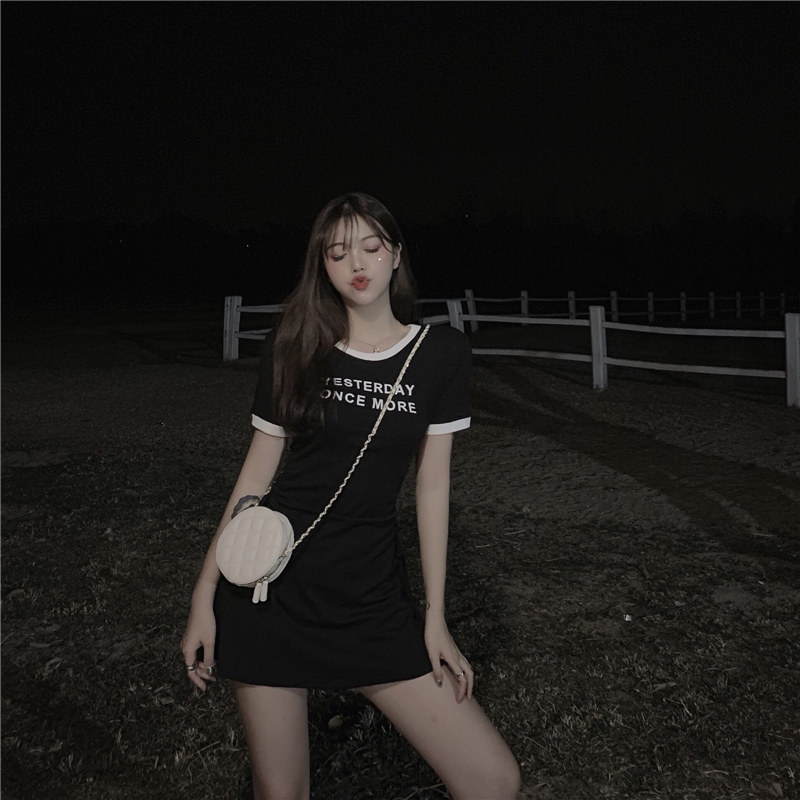 VK旗艦店 韓系休閒撞色邊抽褶彈力短袖洋裝