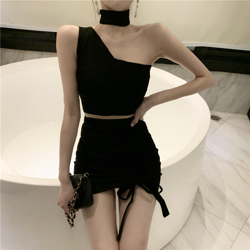 VK旗艦店 韓系斜肩露腰抽褶系包臀套裝短袖裙裝