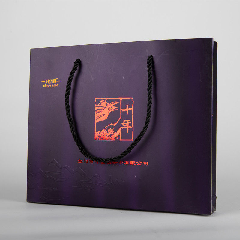 Dongshi Muyang Yang Yuanpie for many years not to take black brick Hunan Anhua Black Tea Elite Level Authentic local barren Mountain