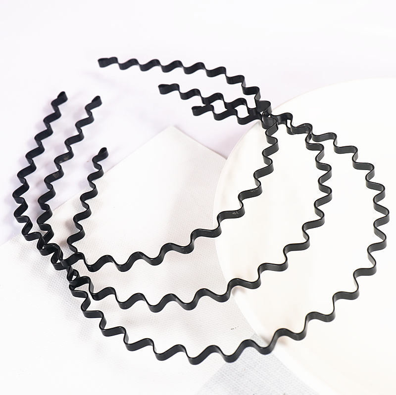Korean star wears a wild elastic super good metal black wavy hair band hairpin jewelry headdress