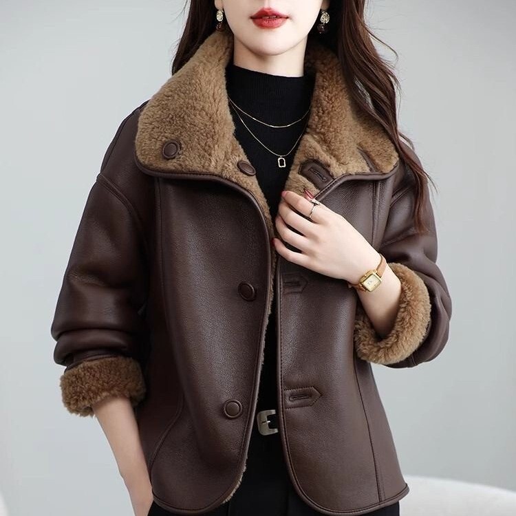 Autumn and Winter Reversible Plush Integrated Coat 2026 New Fur Leather Coat Winter Biker Leather Slimming Short Coat