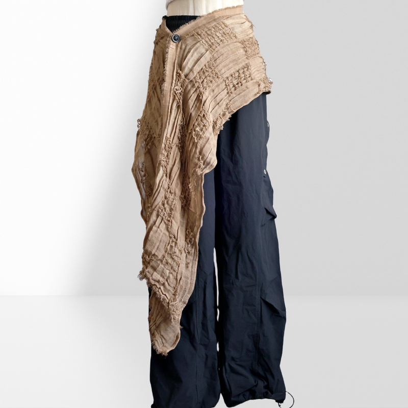 Beggar-Style Waist Belt with Distressed Frayed Edges, a Unique Design with a Sense of Wear and Tear, Perfect for Layering and Creating a Unique Look