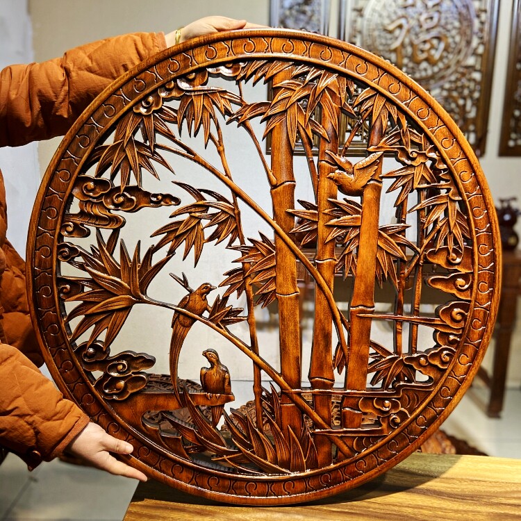 East Yang Wood Carvings Round Fragrant Camphor Wood Hanging Decoration Dining Hall Xuanguan Bedroom Solid Wood Chinese Wall-mounted Piece Engraving Antique