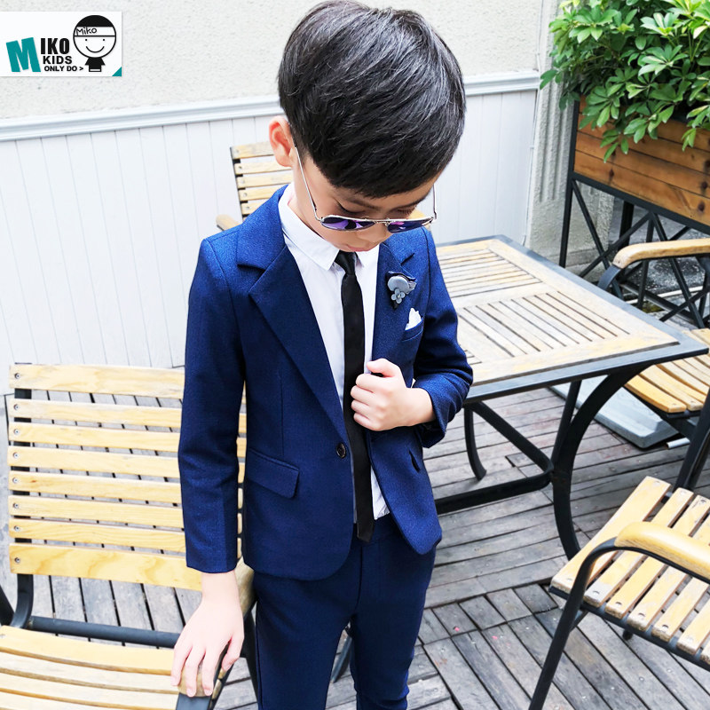 Yingren's new boy suit Spring and autumn season Children's suit suit Playboy small gown show host performance